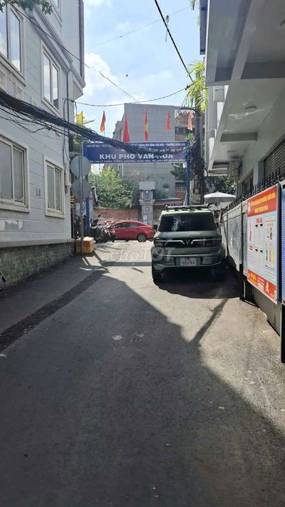 NHÀ ĐẸP BỀ THẾ NGANG 11M 5T BTCT 5PN 7 TỶ5 Q3 HOÀNG SA