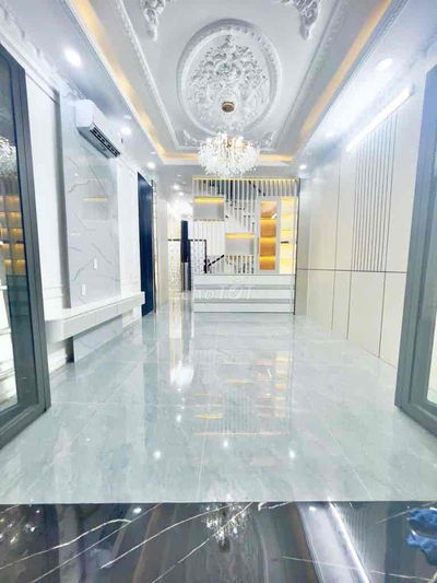 HXH OTO TRÁNH NHAU NHÀ 3 TẦNG 4PN FULL NỘI THẤT TT NBÈ PHÁP LÝ CHUẨN