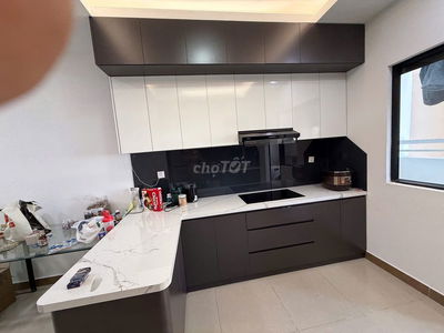 CHO THUÊ ERA- ĐỨC KHẢI, 161M2-3PN-4WC FULL NỘI THẤT, 15TR/THÁNG