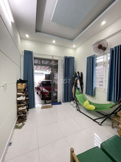 Nhà mặt tiền, lô góc hẻm xe hơi Linh Xuân - 70m2 - 4PN