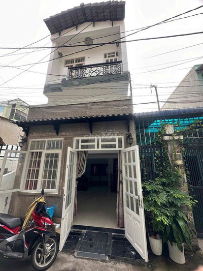 🔥🔥🔥NHÀ 1T2L 3PN 3WC NGAY VINCOM THỦ ĐỨC LINH CHIỂU