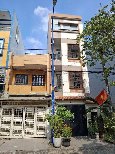 Cần Bán gấp nhả P TTN Q12 khu 10ha .DT 4,2x20 .1 trẻt 3Lầu 6PN 5WS