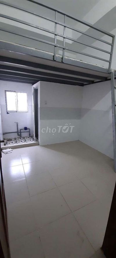 Phòng trọ có thang máy. Đảm bảo an ninh, yên tĩnh