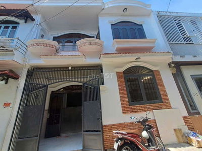 Nhà trệt lầu hẻm xe hơi 7*6: 4.6ty tl