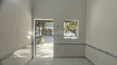 Phòng cho thuê mặt tiền 24 phước lý 1,sạch sẽ, thoáng mát,an ninh tốt