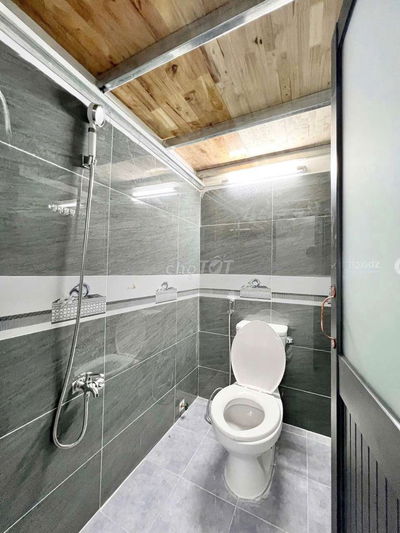 Phòng mới Gò vấp chỉ 2triệu9 có gác đúc ,có ban công