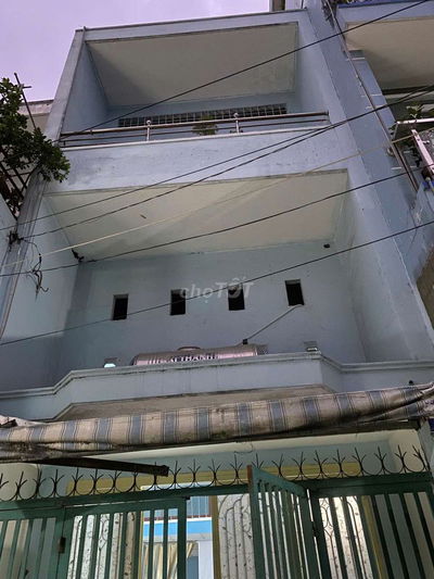 Cho thuê nguyên căn Hẽm Lê Văn Quới gần 4 xã