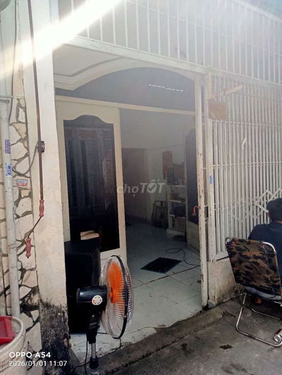 cần tiền bán gấp căn nhà đang ở