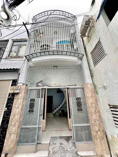 NHÀ 2 TẦNG PHÙNG VĂN CUNG QUẬN PHÚ NHUẬN