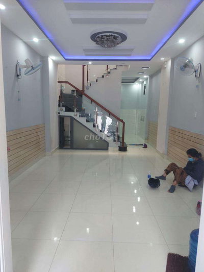 GẦN KDC AN SƯƠNG Q12, 2 tầng đẹp, 2pn , khu cao tầng, hxh
