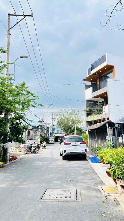 🏡 Bán Nhà Trệt Lầu Sổ Riêng _ Hẻm Xe Hơi _ Cầu Long Kiển _ DT 112 m2