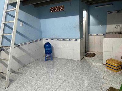 bán nhà trọ hẻm 485 phan văn trị đối diện emart hẻm oto