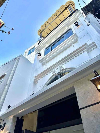 GIÁP Q1 - NGANG 4.1M - 3 PN - 4 TẦNG BTCT - VÀI BƯỚC RA MẶT T.IỀN - 7.