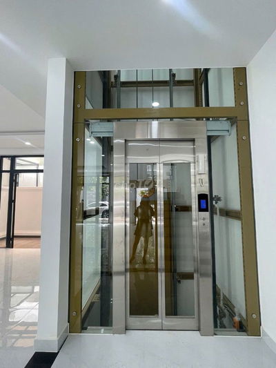 NHÀ PHỐ 5 TẦNG–THANG MÁY–VỊ TRÍ VÀNG KINH DOANH TẠI VINHOMES