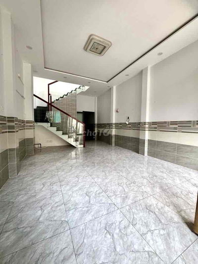 Bán nhà Âu Cơ – Bảy Hiền, hẻm gần mặt tiền, ở ngay