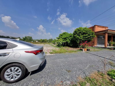 10x35 có thổ. Đường xe hơi. Cách nhựa 50m. 580tr