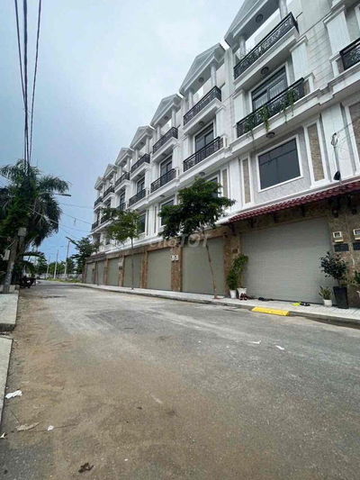 NHÀ PHỐ MỚI 100% HẺM TẢI 585 QL13 GẦN VẠN PHÚC CITY,OTO NGỦ NHÀ