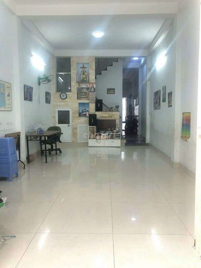 BÁN NHÀ TÂN THỚI NHẤT, QUẬN 12 – SHR
DT 4x 18 trệt 2 lầu sổ hồng riêng