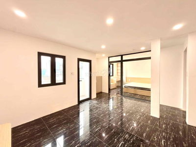 Khai Trương Căn Hộ 1PN Mới 100%, Siêu Thoáng View Đường NVC - Quận 5