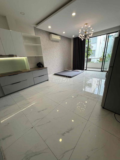 CHO THUÊ PHÒNG FULL NỘI THẤT BAN CÔNG TRUNG TÂM BÌNH CHÁNH