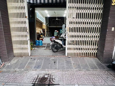 nhà mặt tiền đường Nơ Trang Long