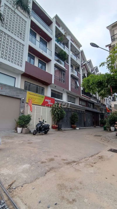 GẦN DQH – HẺM Ô TÔ ĐẬU CỬA – DÂN TRÍ YÊN TĨNH – GIÁ SIÊU RẺ