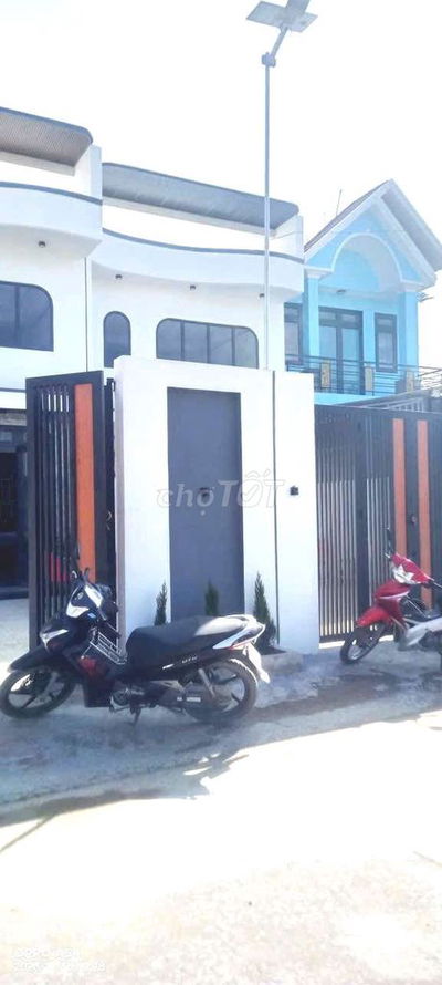 CẦN BÁN CĂN NHÀ MỚI XÂY 1 TRỆT 1 LẦU