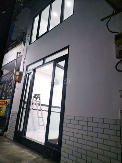 Nhà nhỏ đường Trần Thị Hè 4mx4,2m đuc một lầu