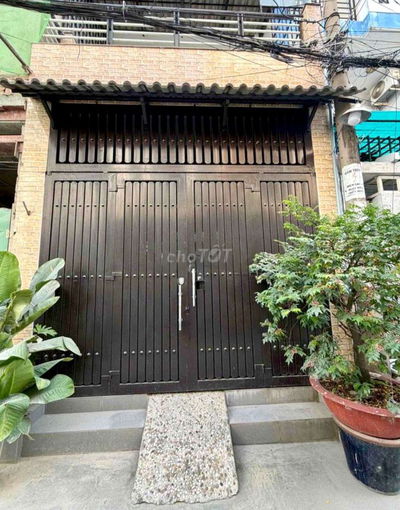 Cho thuê nguyên căn rộng rãi, sạch sẽ, 2pn , Bùi Quang Là P12 Gò vấp