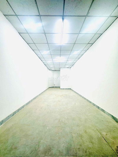 Cho thuê mặt bằng kinh doanh 35m2 chỉ 9.xxx đông đút xe qa lại