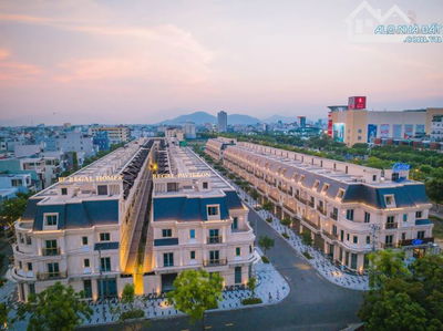 BÁN NHÀ 3 TẦNG ĐẦU TƯ TỐT CẠNH REGAL PAVILLON  VÀ TRƯỜNG QUỐC TẾ  HOÀ CƯỜNG NAM