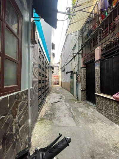 BÁN NHÀ 73,7M2 1 TRỆT 1 LẦU 3 MẶT TIỀN HẺM 60 LÂM VĂN BỀN SHR