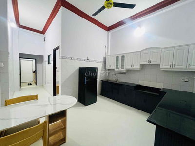 Căn hộ 1PN tầng trệt, full nội thất ngay sân bay