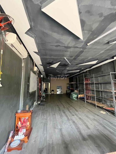 Nhà mặt hẻm Nguyễn thị kiểu 5x20m thông suốt