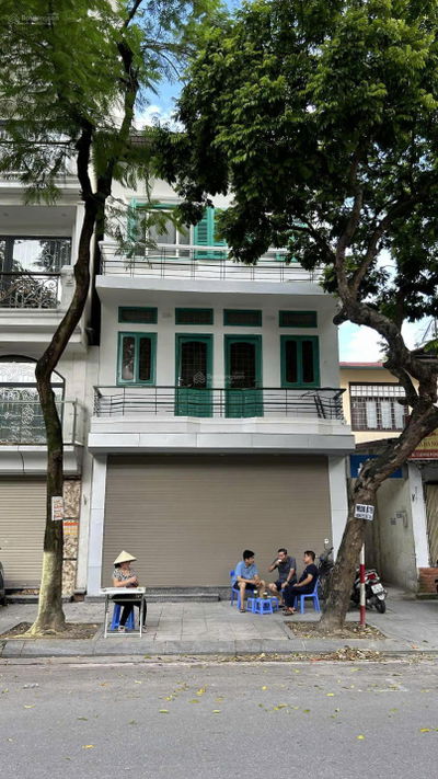 Chính chủ cho thuê nhà mặt phố 71 Lê Hồng Phong Giá thuê: 45-60 triệu LH Ms Giang: 0967 576 ***