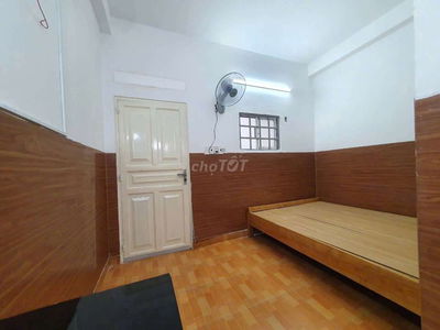 PHÒNG TRỌ 3 TRIỆU SẴN GIƯỜNG, MÁY LẠNH, KỆ BẾP Ở TÂN HƯƠNG_ TÂN PHÚ