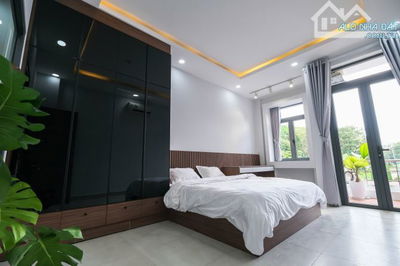 CHO THUÊ CHDV 60M2 MT HAI BÀ TRƯNG, QUẬN 1, VIEW CÔNG VIÊN LÊ VĂN TÁM, 12.5 TR/TH