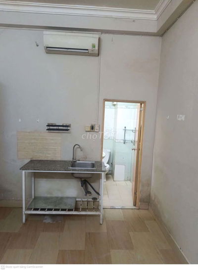 Cho thuê phòng ngay mặt tiền trung tâm quận 8, đường Hoàng kim giao