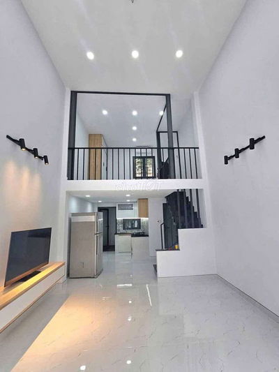 Nhà mới xây mặt tiền hẻm xe hơi Full nội thất