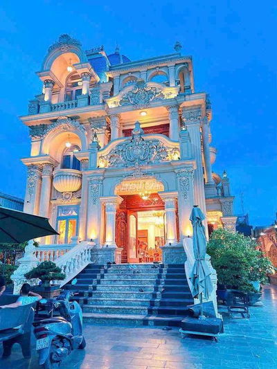 BIỆT THỰ LÂU ĐÀI VIP 744,9m² MẶT TIỀN DĨ AN