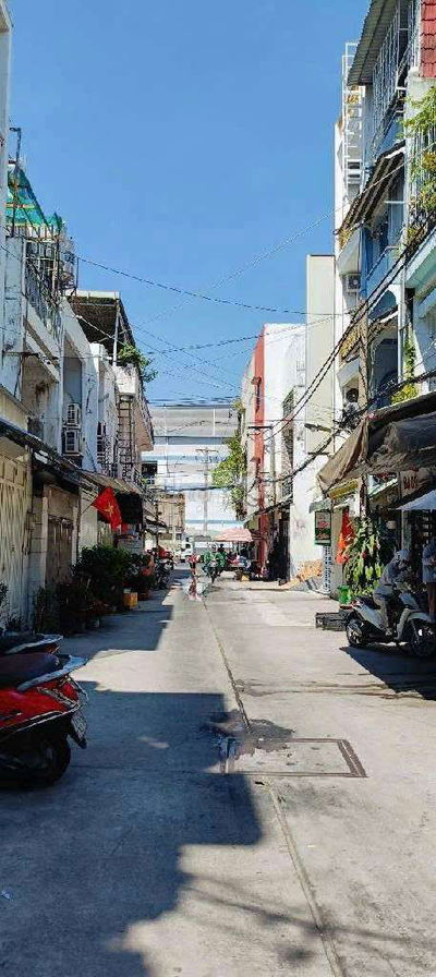 Nhà 4mx15m, đối diện Lạc Tỉ Bình Tân, 5.5tỉ