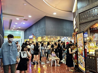 Gian hàng tại TTTM đường Quang Trung, Q.Go Vap