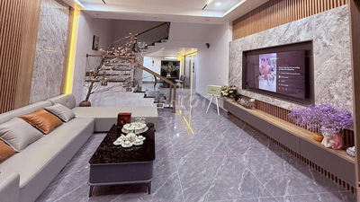 BÁN NHÀ XUÂN LA NGÕ THÔNG VÕ CHÍ CÔNG, Ở LUÔN, HIỆN ĐẠI 33M2, 7,2 TỶ