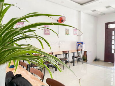 KTX NAM Ngay Cao Đẳng Công Thương- MIỄN PHÍ hết, Máy lạnh Giờ tự do