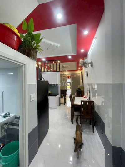 Bán nhà mặt tiền đường Phạm Văn Xảo,