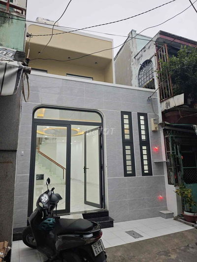 Bán nhà Hậu Giang, Quận 6, sổ hồng riêng