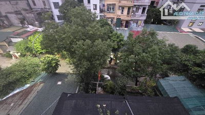 BÁN BIỆT THỰ LIỀN KỀ KĐT NAM THẮNG, NGÕ 67 PHÙNG KHOANG 147M2- 5 TẦNG - MT 7M- 32 TỶ