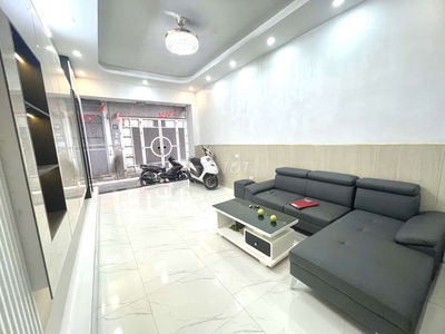 RẤT HIẾM - BÁN CĂN 4 TẦNG ĐẸP DÂN XÂY - XUÂN THỦY CẦU GIẤY, NGÕ TO ÔTÔ