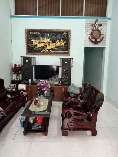 Nhà Nguyễn Văn Quá, 70M2 (4.2 x 17m), 3PN, Giá 3.9 tỷ cạnh tranh