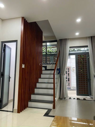 Cho thuê văn phòng, công ty, mặt bằng kinh doanh